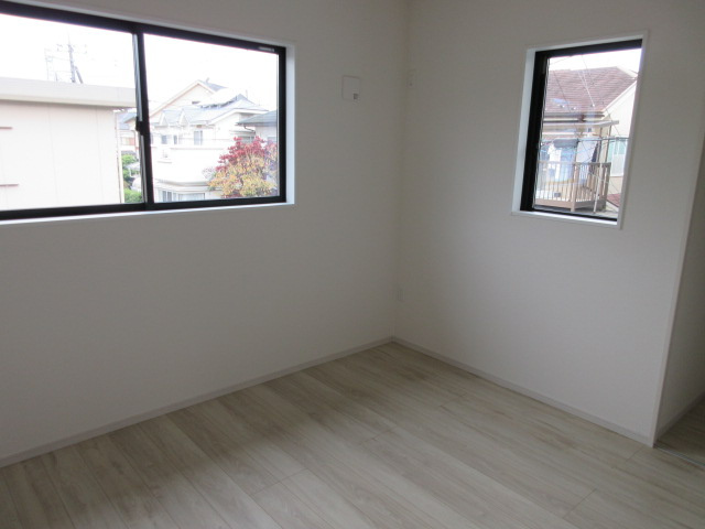 【仲介手数料無料】新築戸建　東松山市石橋1790-36（全1棟）の洋室