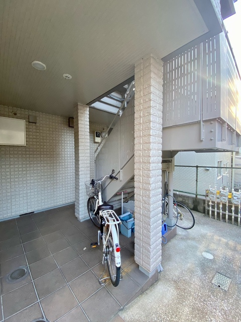 プラティーク緑が丘のその他共用部分|★敷地内自転車駐輪スペース有★