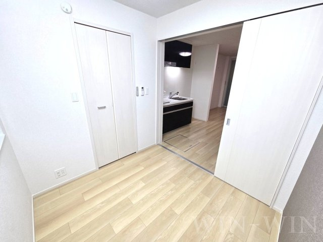 ブルーデイジーの洋室