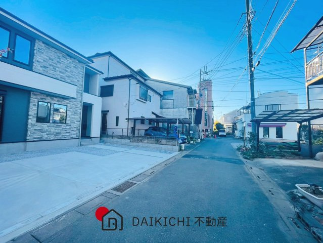 【前面道路含む現地写真】 | 桶川市坂田7期　新築戸建　全1棟　1号棟
