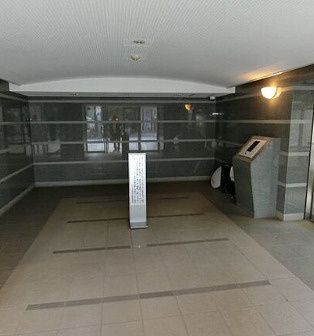 ルーブル笹塚弐番館のロビー