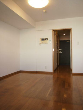 ルーブル笹塚弐番館の居間・リビング