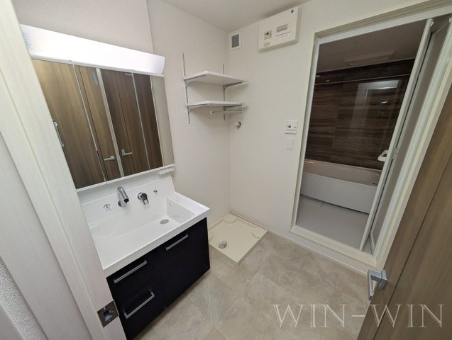 フリーデンハイム潮崎 Ⅱの洗面所