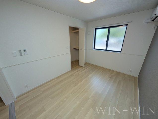 フリーデンハイム潮崎 Ⅱの寝室