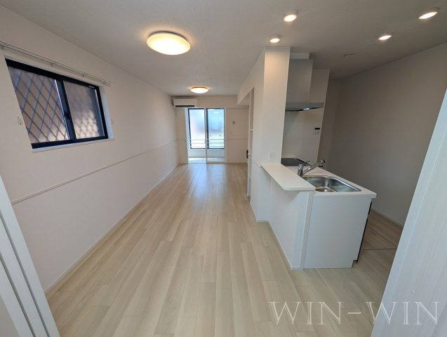 フリーデンハイム潮崎 Ⅱの居間・リビング