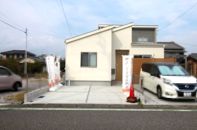 野市町西野　中古戸建【未入居物件】モデルハウス　の外観