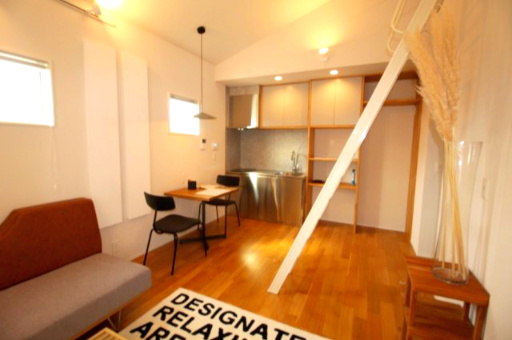 野市町西野　中古戸建【未入居物件】モデルハウス　の居間・リビング|ＬＤＫ　9.9帖