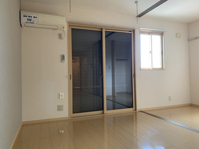 【居間・リビング】 | ヴェルデ･ナチュール Ⅱ Ｂ | シャッター雨戸