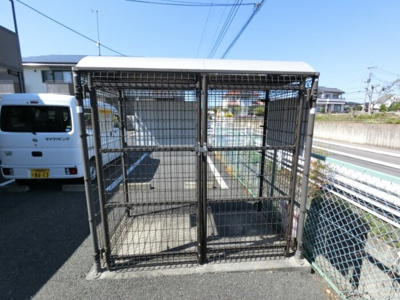 【その他共用部分】 | ヴェルデ･ナチュール Ⅱ Ｂ | 敷地内ごみステーション