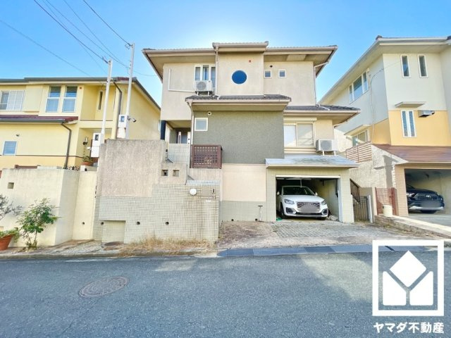 京田辺市山手東１丁目の駐車場