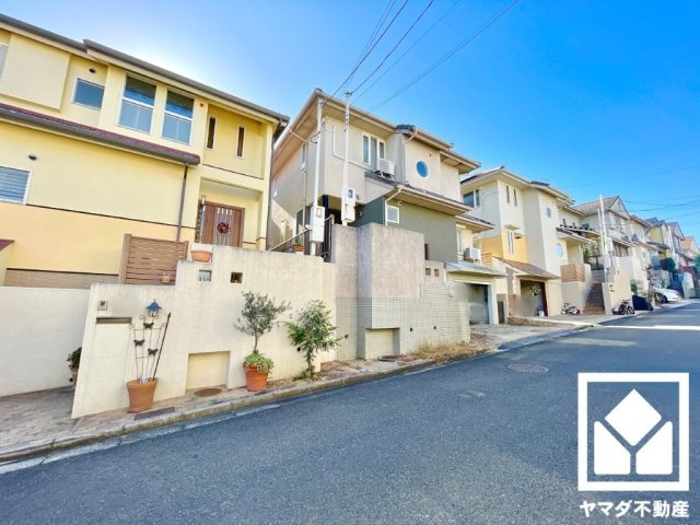 京田辺市山手東１丁目の外観