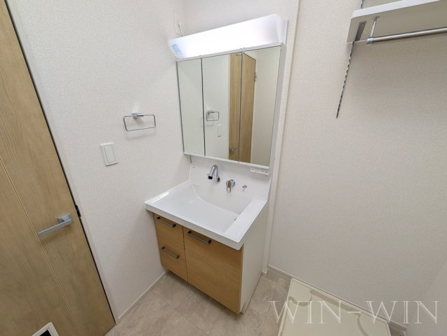 フリージア Bの独立洗面台