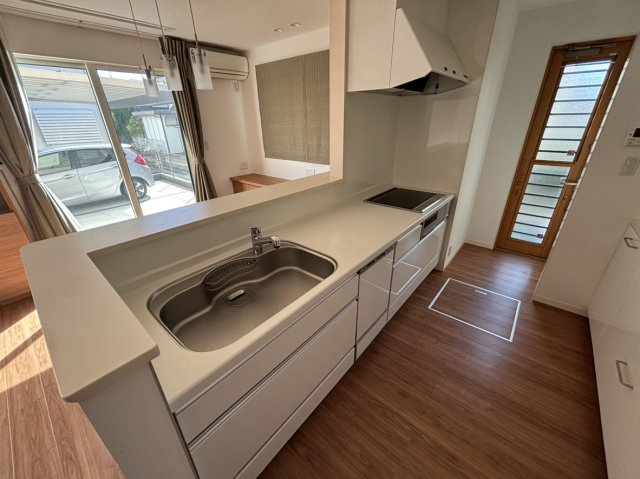 稲葉　中古住宅のキッチン