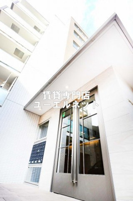 【外観】 | ラ・ルーチェ緑地公園 | シンプルで洗練されたデザインが毎日の暮らしに心地よさをプラス