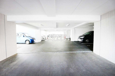 【駐車場】 | ラ・ルーチェ緑地公園 | 敷地内駐車場あり◎