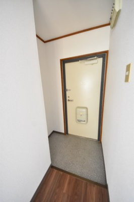 【玄関】 | 永光ビルディング熊内橋