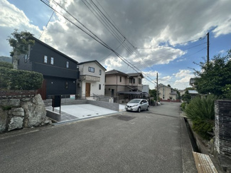 【前面道路含む現地写真】 | 東有野台新築戸建１号地 | ６ｍ以上の前面道路