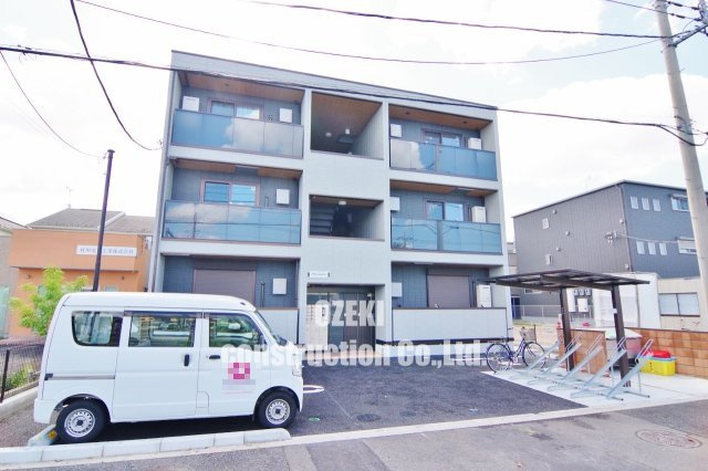 アニヴェルセルの外観