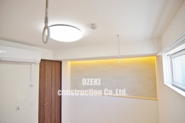 アニヴェルセルの設備