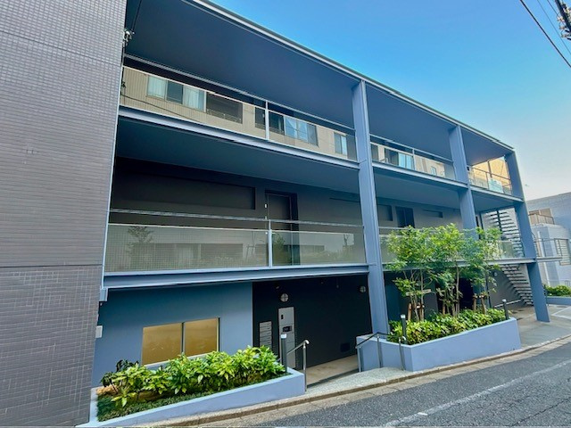 広尾アパートメント