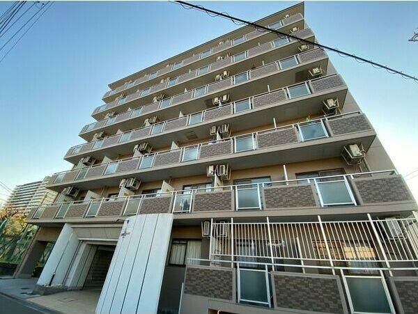 おおきに北梅田サニーアパートメントの外観