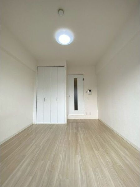 おおきに北梅田サニーアパートメントの洋室