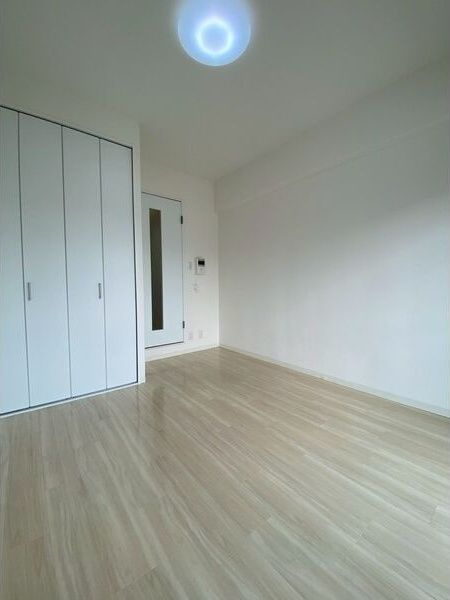 おおきに北梅田サニーアパートメントの寝室