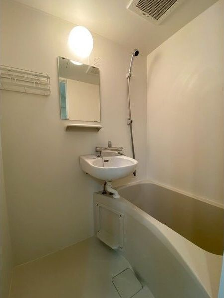 おおきに北梅田サニーアパートメントの浴室
