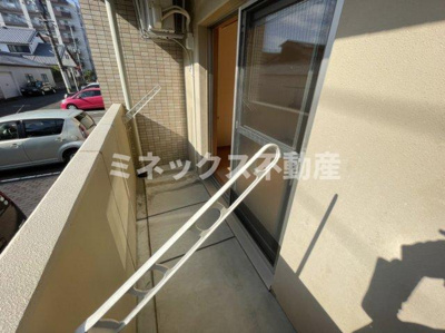 【玄関】 | VILLAGE MOTOMIYA | 同タイプのお部屋の写真。現況を優先します。