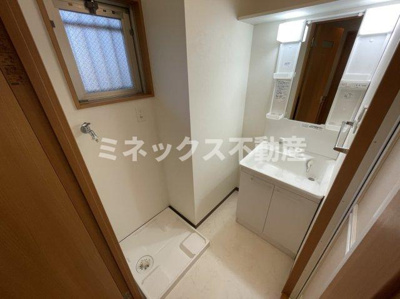 【内装】 | VILLAGE MOTOMIYA | 同タイプのお部屋の写真。現況を優先します。