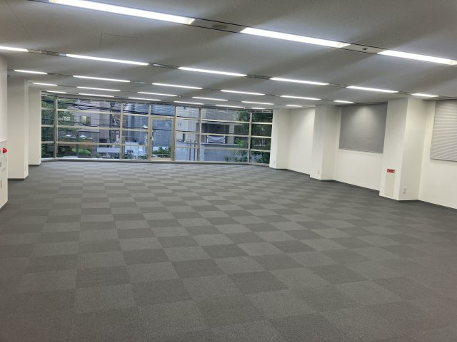 新橋エンタービルのロビー