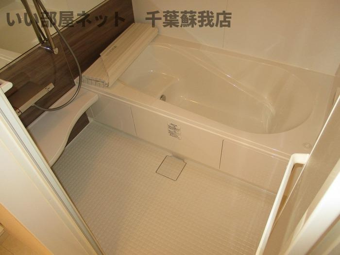 エオス　パーラー影山の浴室|きれいなお風呂です