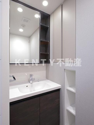 【洗面所】 | ブランシエスタ久が原 | 忙しい朝には欠かせない洗面所です