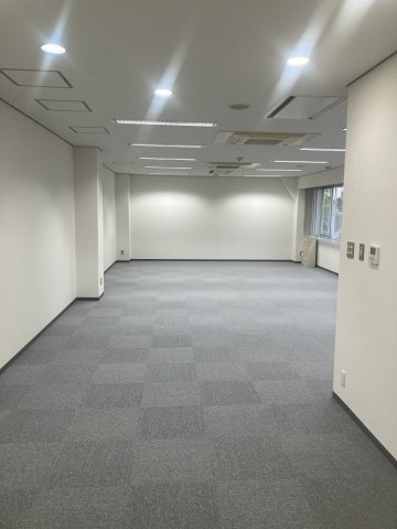 ＴＢＭ西新橋ビルの内装