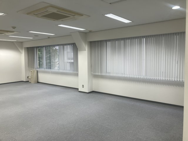 ＴＢＭ西新橋ビルの内装