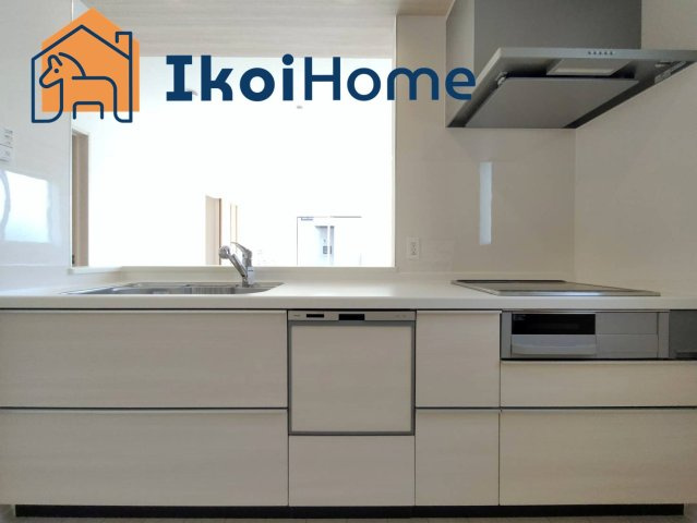 明石市二見町西二見　新築戸建のキッチン|◆同社施工例◆年中無休：当日予約可●シンクは傷や汚れが付きにくく音を大幅に軽減する静音仕様