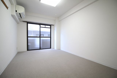 【洋室】 | ロイヤル灘