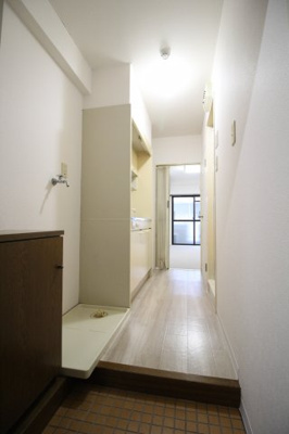 【玄関】 | ロイヤル灘