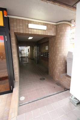 【エントランス】 | ロイヤル灘