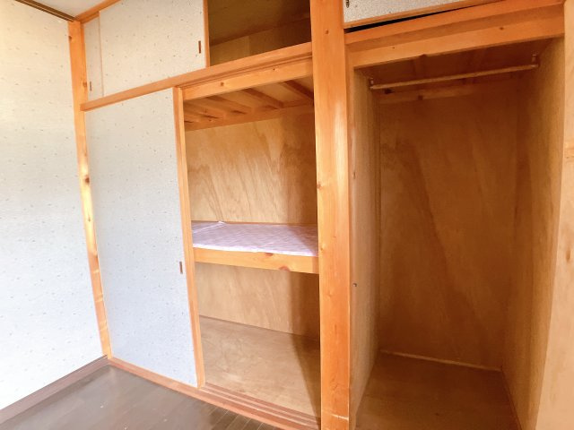 岩滑借家Aの収納