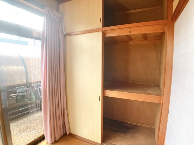 岩滑借家Aの収納