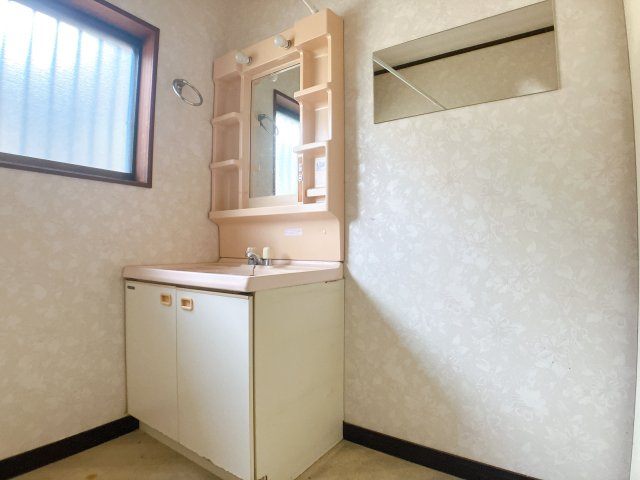 岩滑借家Aの洗面所