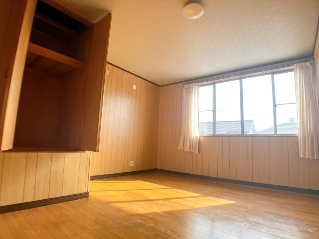 岩滑借家Aの洋室