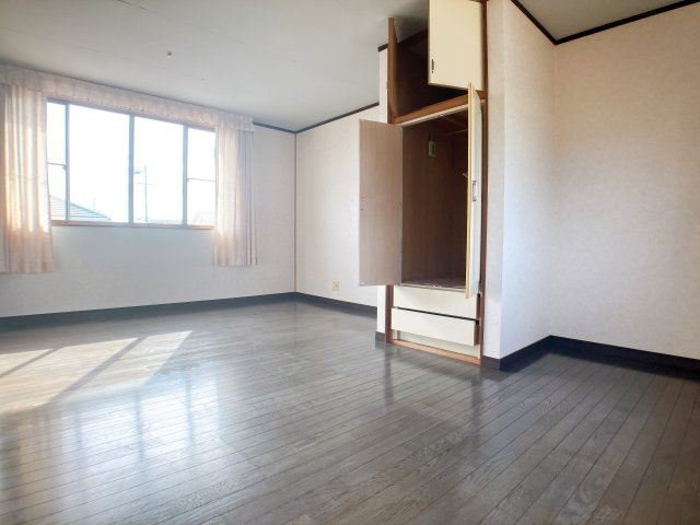 岩滑借家Aの洋室