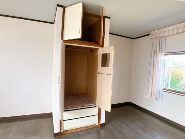 岩滑借家Aの収納