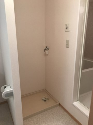 【設備】 | グリーンハイツ | 洗濯機置き場