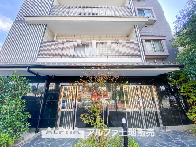 クレアメゾン青梅の外観|【outward appearance】
◆外観◆青梅駅まで徒歩2分と利便性の良い立地。通勤・通学もラクラク。毎日がもっと自由に。