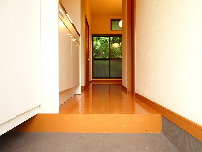 コーポヤマトグランデの玄関