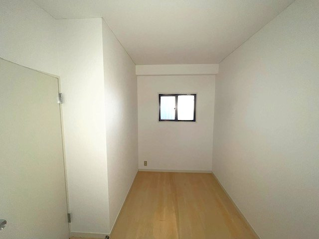 マンション中野氷川台の洋室