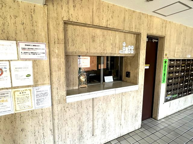 マンション中野氷川台のロビー